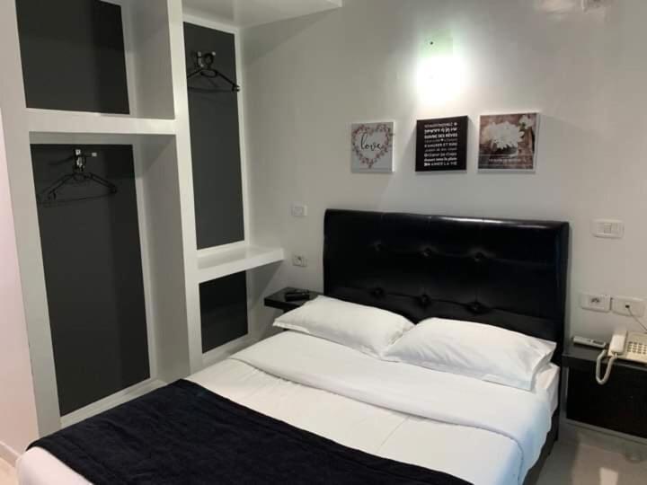 Hôtel le calife Tunisi Esterno foto